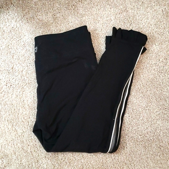 BETSEY Johnson Performance Leggings - Picture 1 of 7
